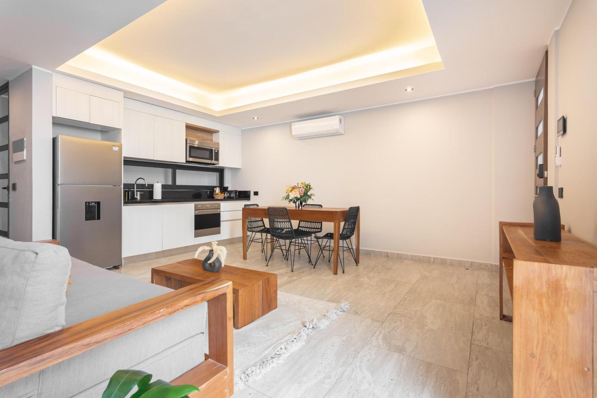 TOH HOUSE  LUXURY APARTMENTS Near 5tv Av Playa del Carmen Exteriör bild